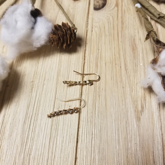 Very Pretty CZ Ear Climbers in GOLD - Picture 7 of 11